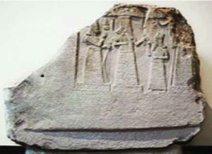 Stele showing Shamash-resh-u?ur praying to the gods Adad and Ishtarwith an inscription about beekeeping in Babylonian cuneiform