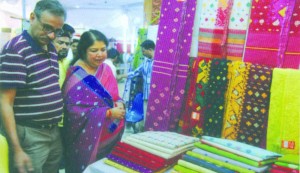 Speaker of Bangladesh National Parliament Dr. Shirin Sharmin Chowdhury is visiting Jamdani Fair  held at  National Museum, Dhaka.
